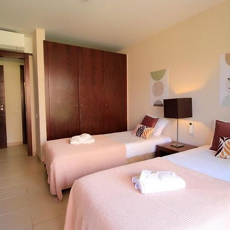 Albufeira Salgados Premium 1 With Pool by Homing Guia (Faro) Exterior foto