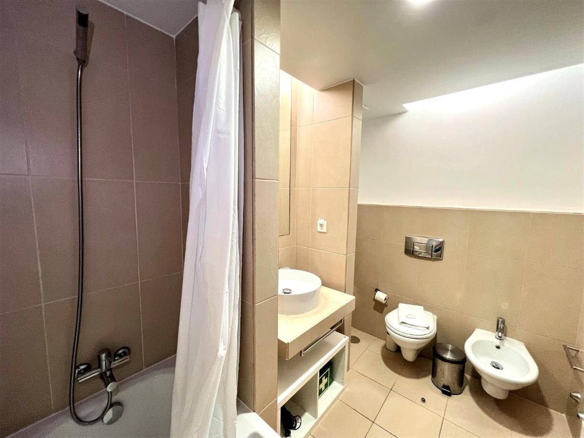 Albufeira Salgados Premium 1 With Pool by Homing Guia (Faro) Exterior foto