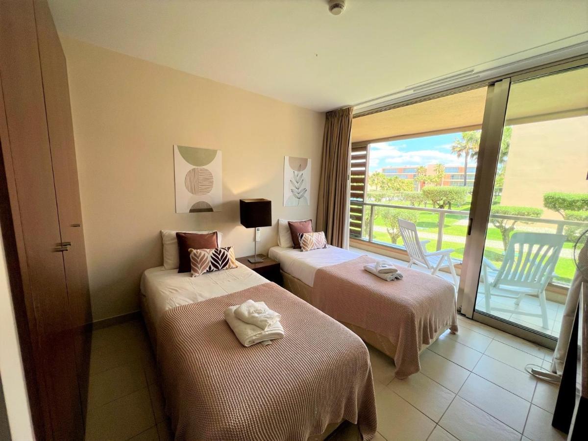 Albufeira Salgados Premium 1 With Pool by Homing Guia (Faro) Exterior foto